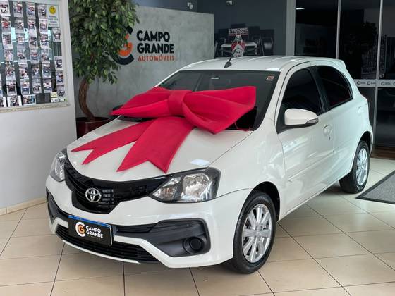 TOYOTA ETIOS 1.5 X PLUS 16V FLEX 4P AUTOMÁTICO TOYOTA ETIOS 1.5 X PLUS 16V FLEX 4P AUTOMÁTICO